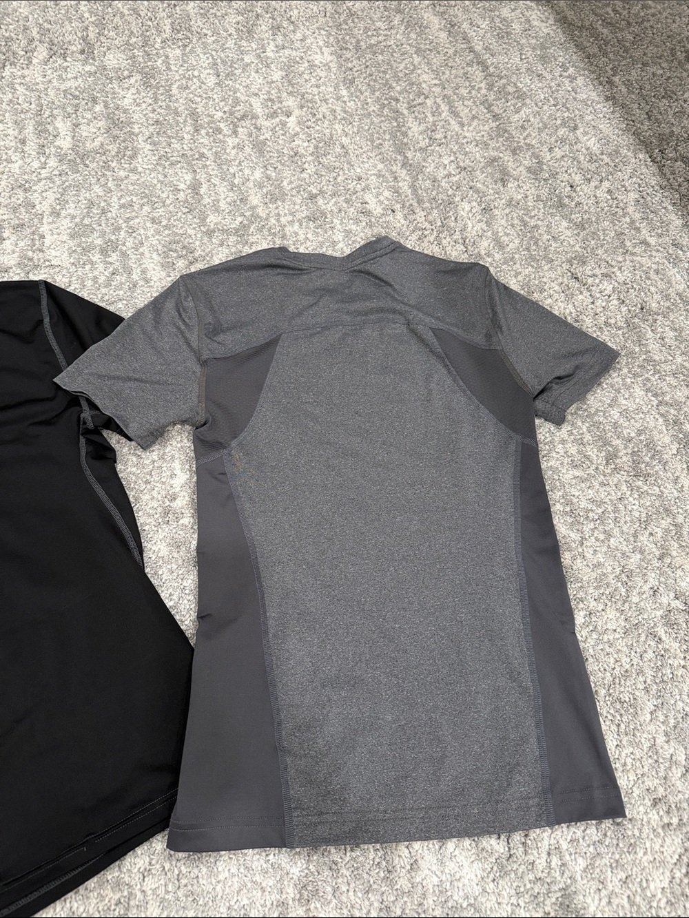 Xersion Men's Short Sleeve Athletic Tees - Black and Gray Bundle - Picture 5 of 6